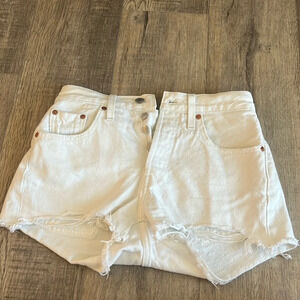 Levi’s 501 white shorts